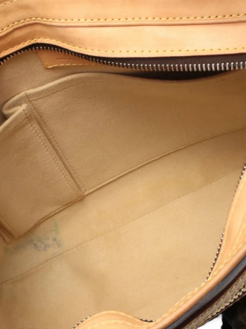 Pre-owned Louis Vuitton 2005 Hudson Gm Shoulder Bag