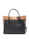 Louis Vuitton Pre-Owned 2021 On My Side MM leather tote bag - Black