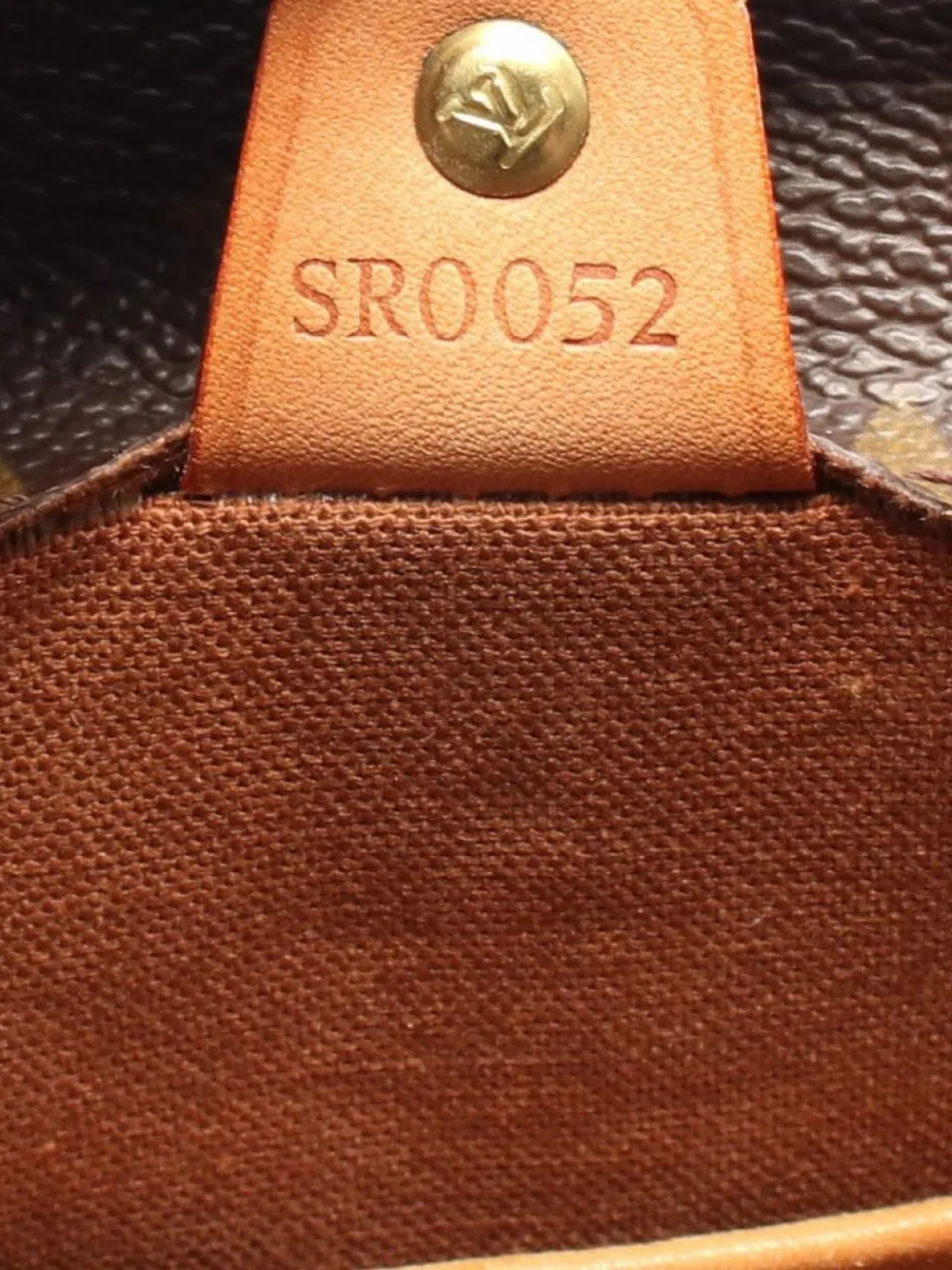 Pre-owned Louis Vuitton 2002 Vivian Gm Monogram Canvas Tote Bag
