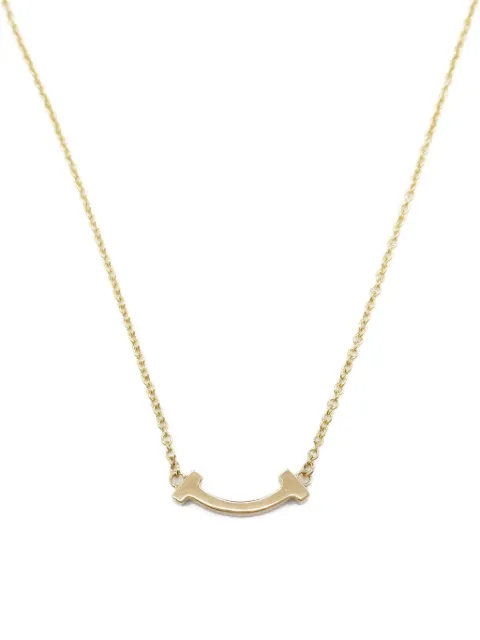 Tiffany & Co. Pre-Owned قلادة 'T سمايل' صغيرة ذهب وردي عيار 18 من عقد 2010