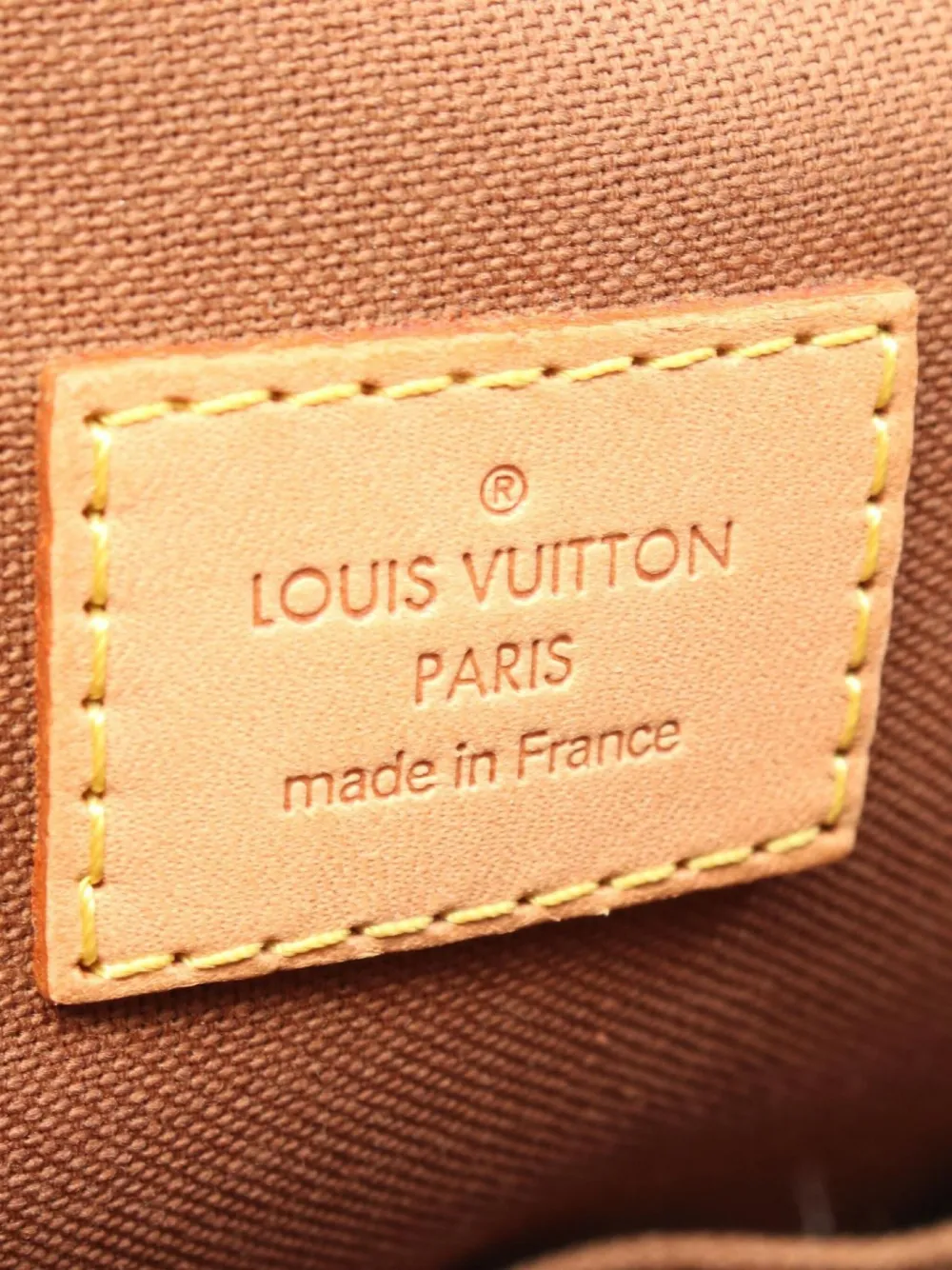 Pre-owned Louis Vuitton 2006 Lockit Handbag In Brown