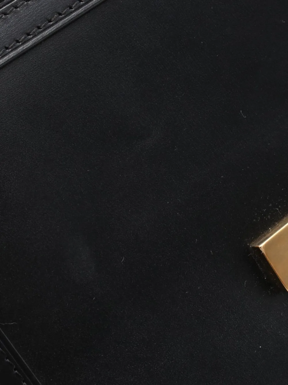 Pre-owned Louis Vuitton 2019 Dauphine Mm Leather Shoulder Bag In Black