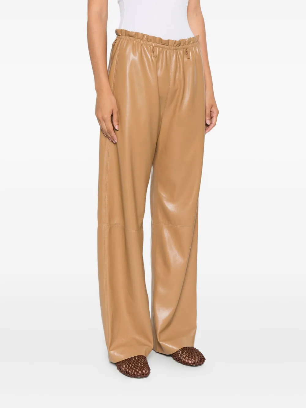 Nanushka Geb broek met elastische taille Beige