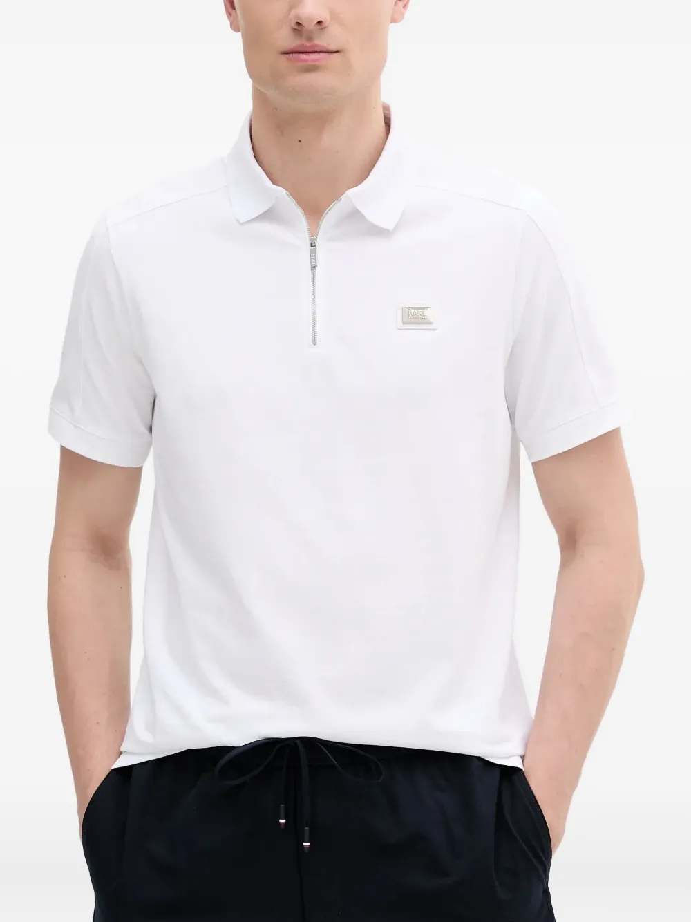 Karl Lagerfeld zip-neck logo-patch polo shirt | Image 2