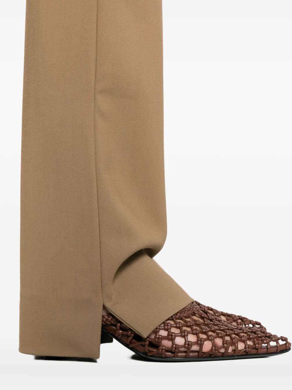 Nanushka Cybel pantalon met split Bruin