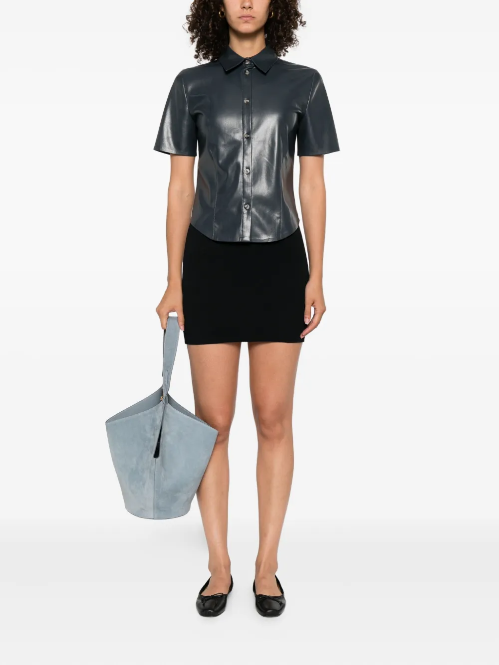 Nanushka Clare blouse met korte mouwen en knopen - Blauw