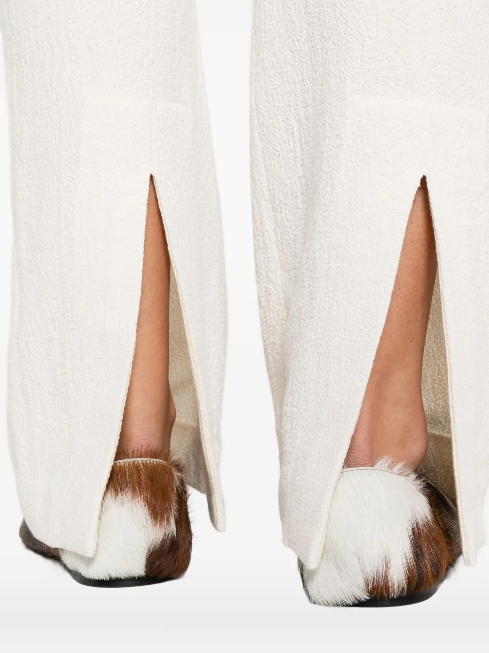 Nanushka Shera broek met split aan de achterkant Beige