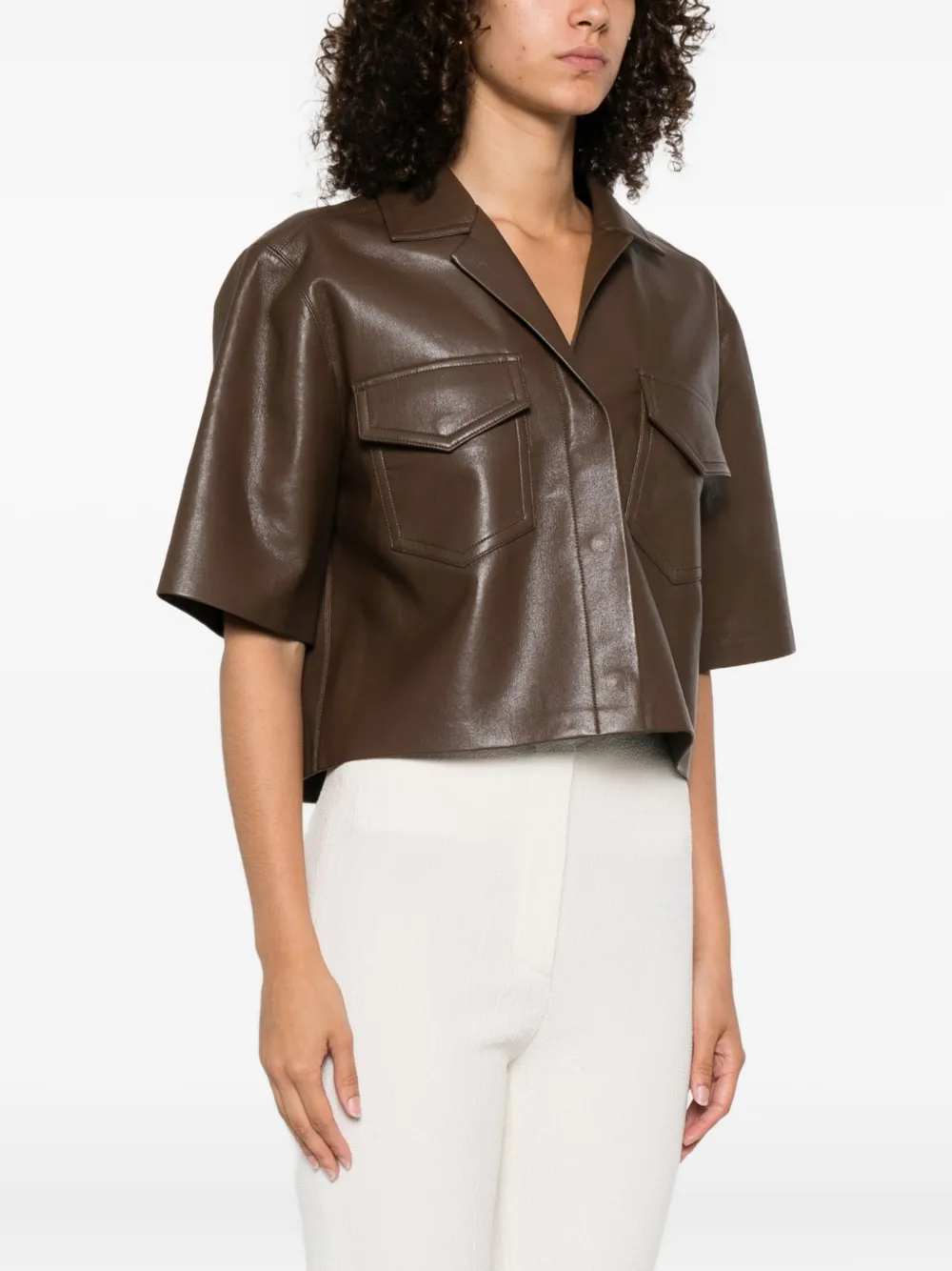 Nanushka Maisie blouse met opgestikte zak Bruin