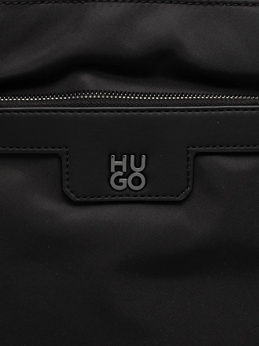 HUGO Kleine tas met verstelbaar bandje en logoplakkaat Zwart