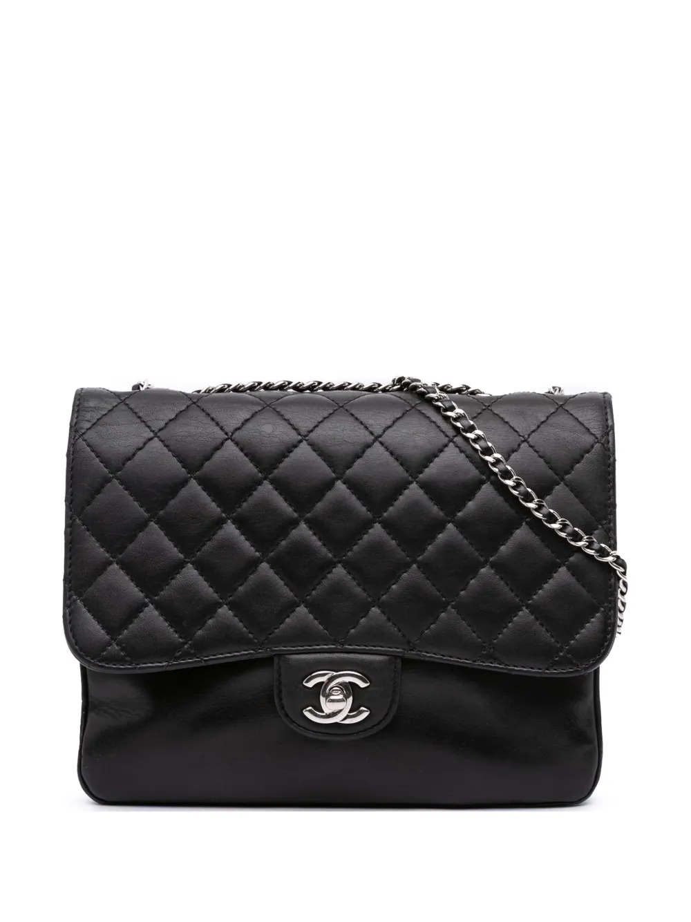 CHANEL Pre-Owned 2012 ミディアム マトラッセ ラムスキン クラム ポケット アコーディオン フラップ ショルダーバッグ CHANEL Pre-Owned 2012 ミディアム マトラッセ ラムスキン クラム ポケット アコーディオン フラップ ショルダーバッグ
