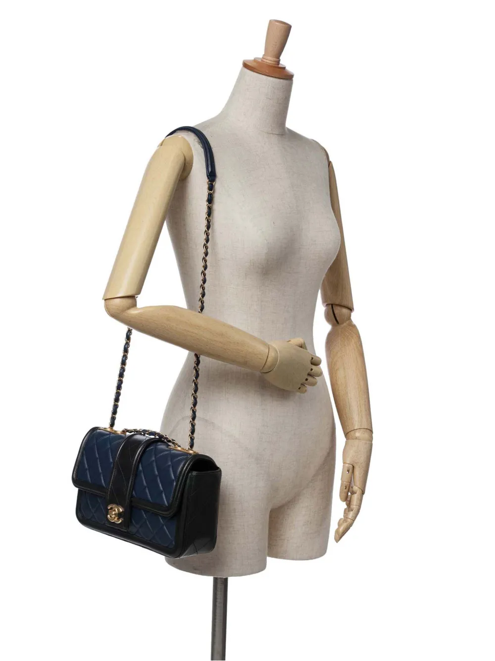 CHANEL Pre-Owned 2014-2015 Medium Bicolor Quilted Lambskin Elegant CC Flap shoulder bag | Pre-Owned | Image 2