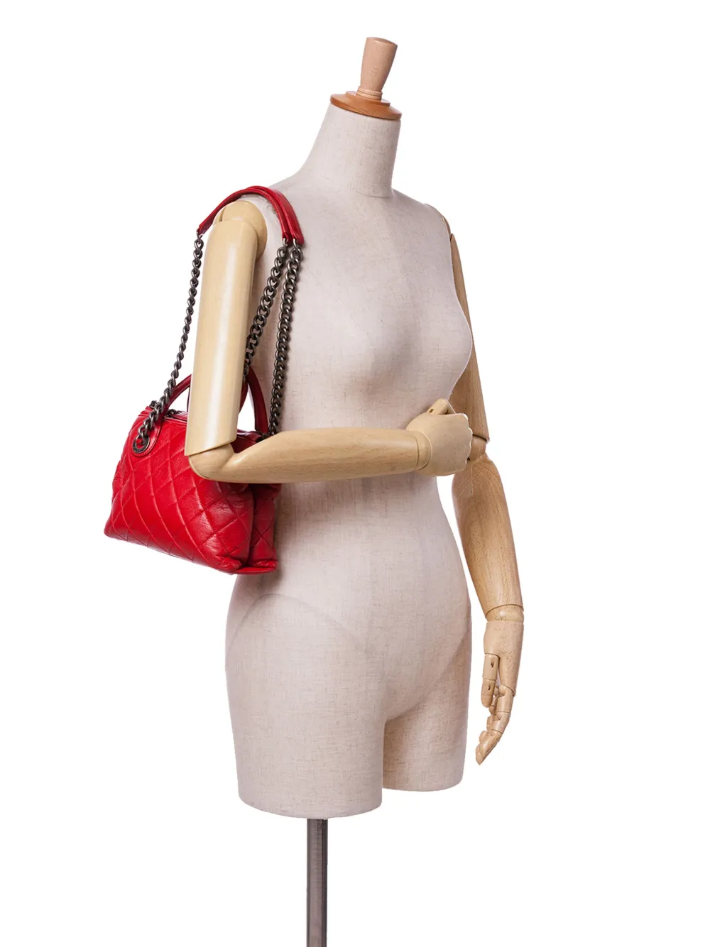 CHANEL Pre-Owned 2014-2015 Small Quilted Shiny Sheepskin Boy Chained Tote satchel | Pre-Owned | Image 2