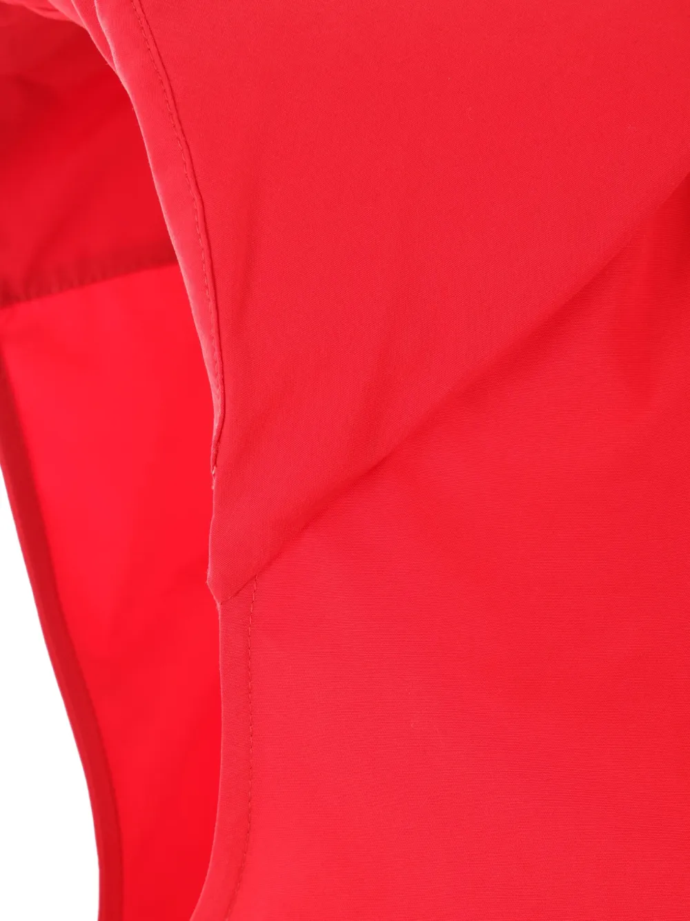 ALAINPAUL T-shirt met schoudervullingen Rood