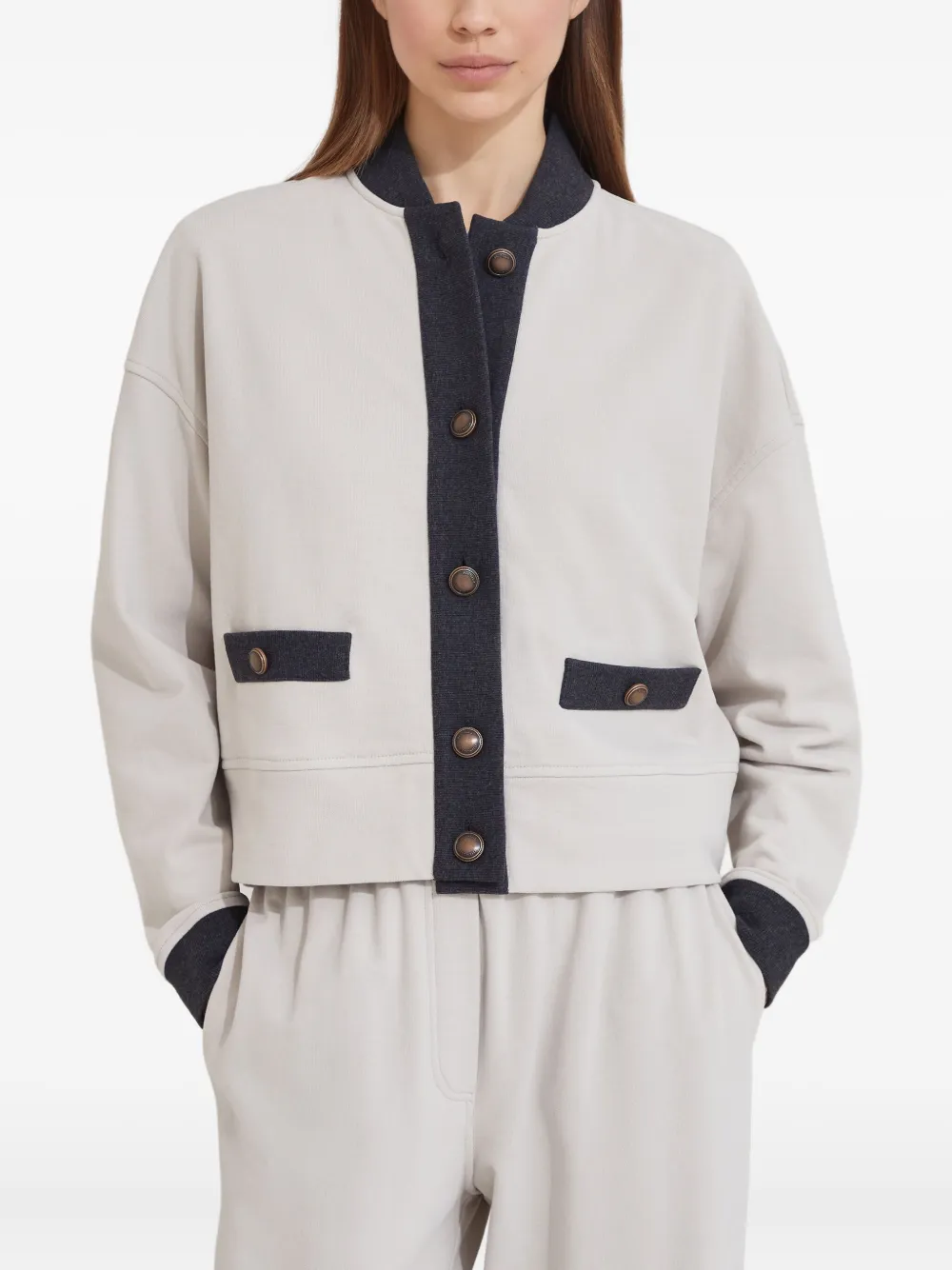 Brunello Cucinelli Sweater met vlakken en knoopsluiting Beige