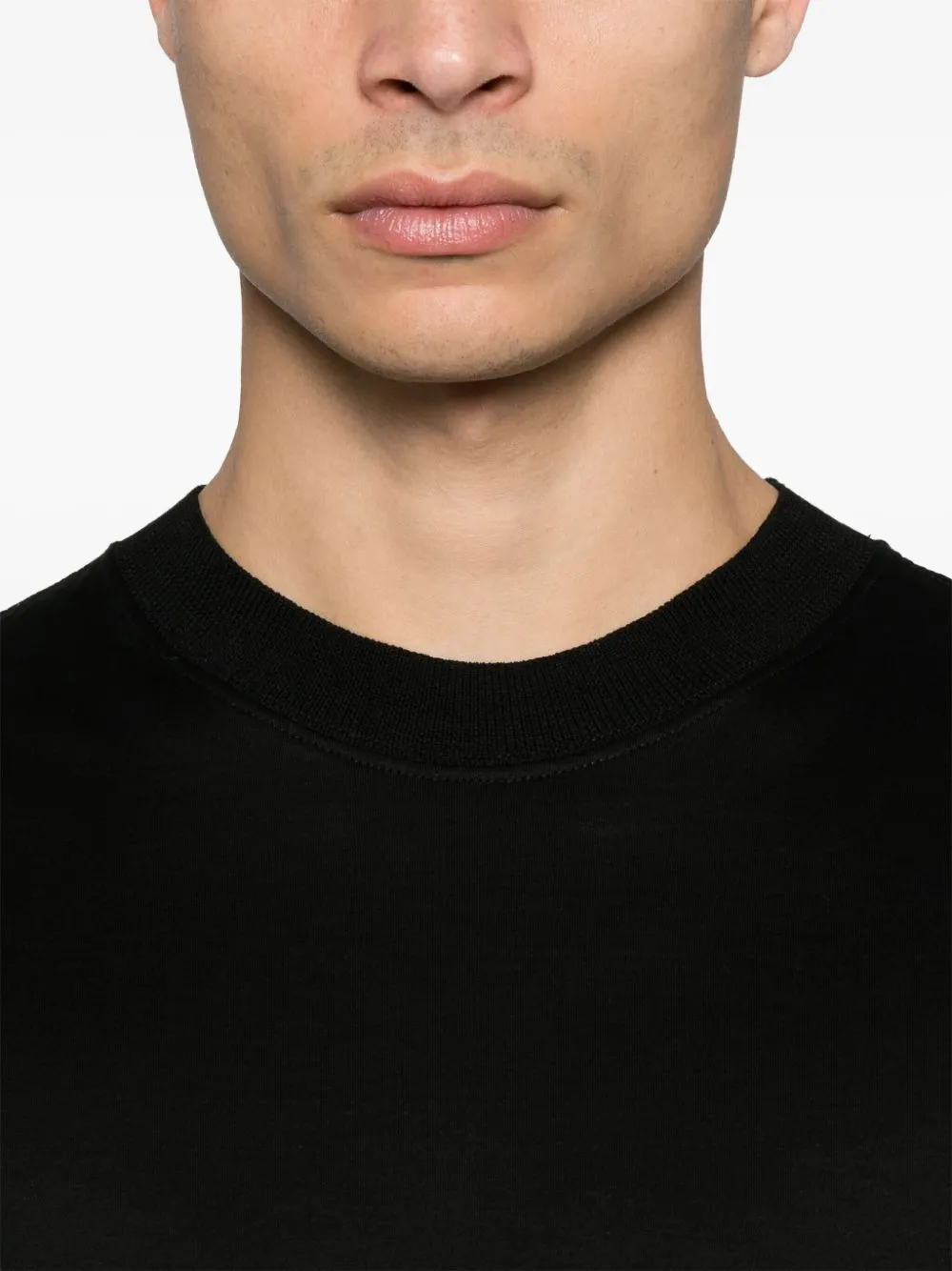 Tagliatore Short Sleeve Round Neck Plain T-shirt In Black
