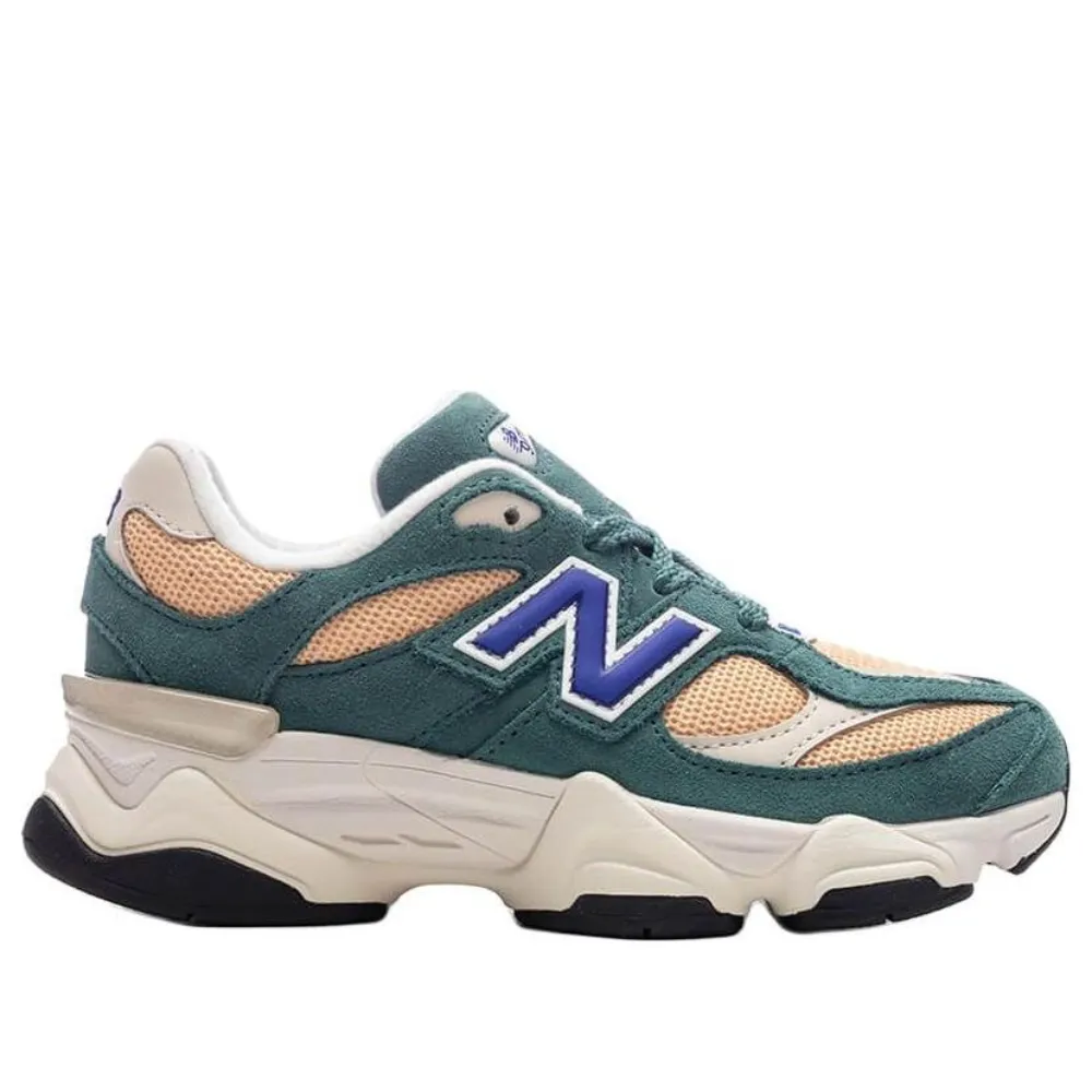 New Balance 9060 suede trainers Green