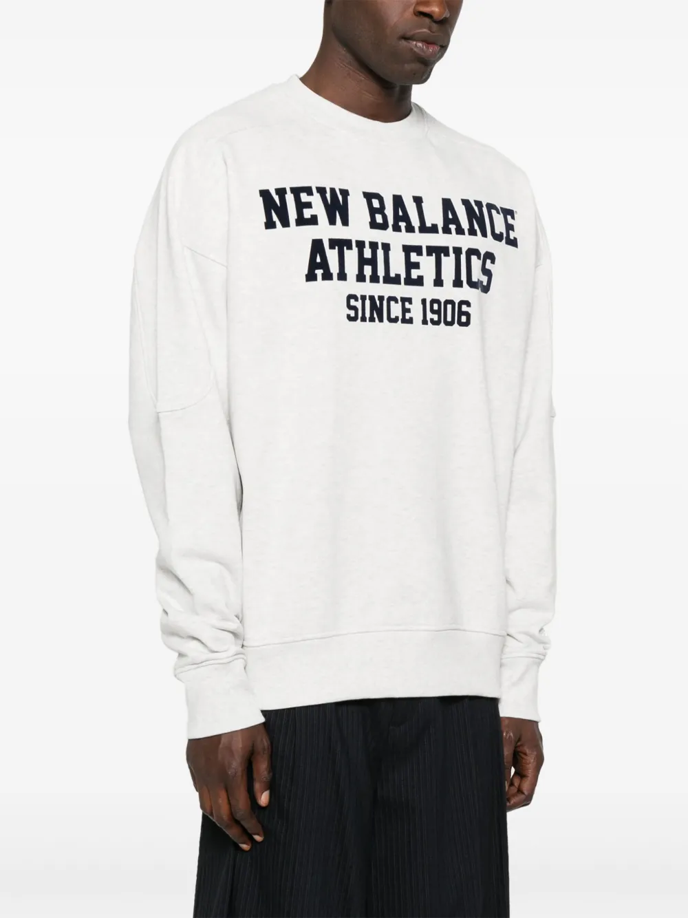 New Balance Sweater met logoprint Grijs