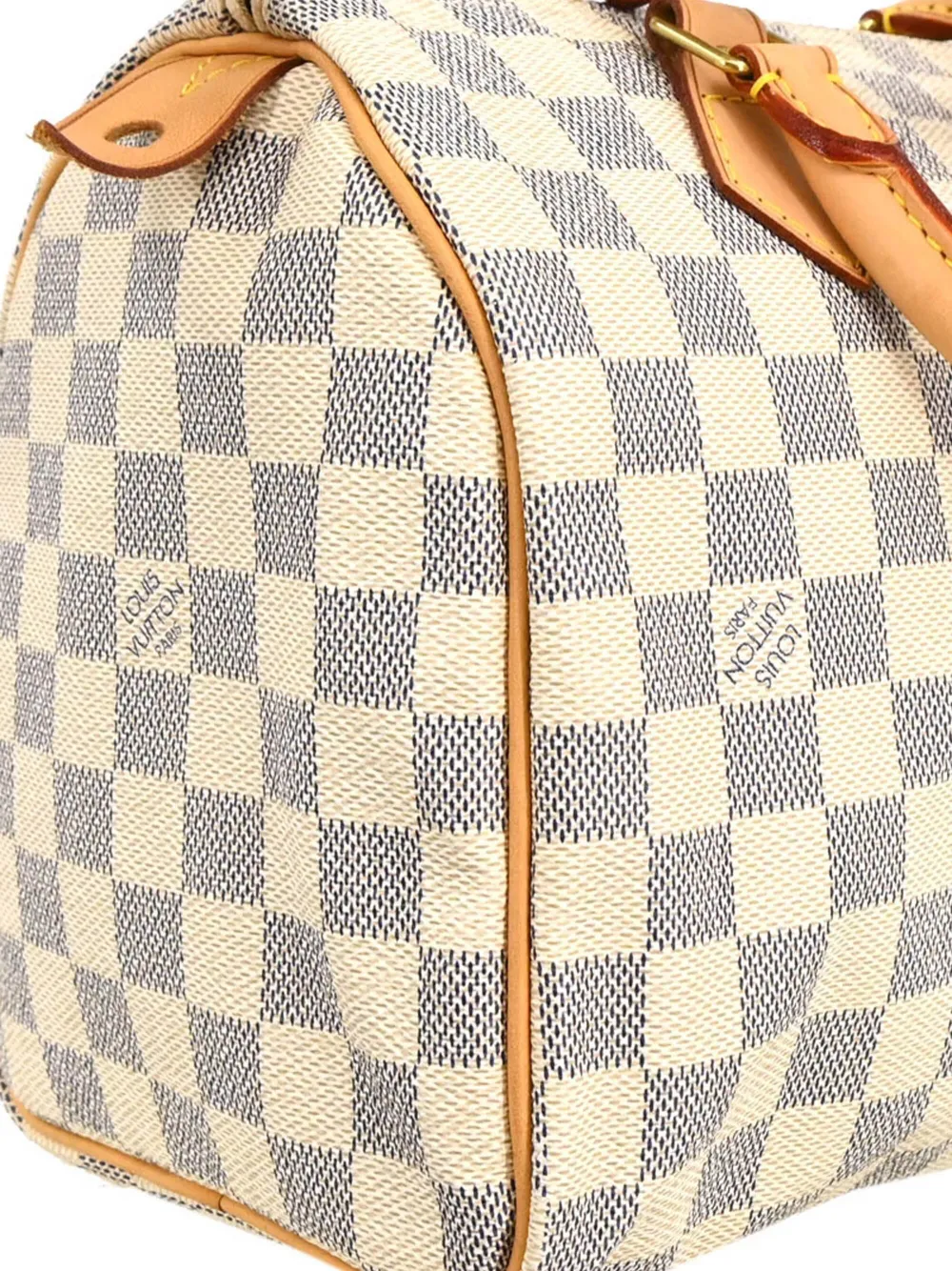Pre-owned Louis Vuitton 2010 Speedy 25 Handbag In White