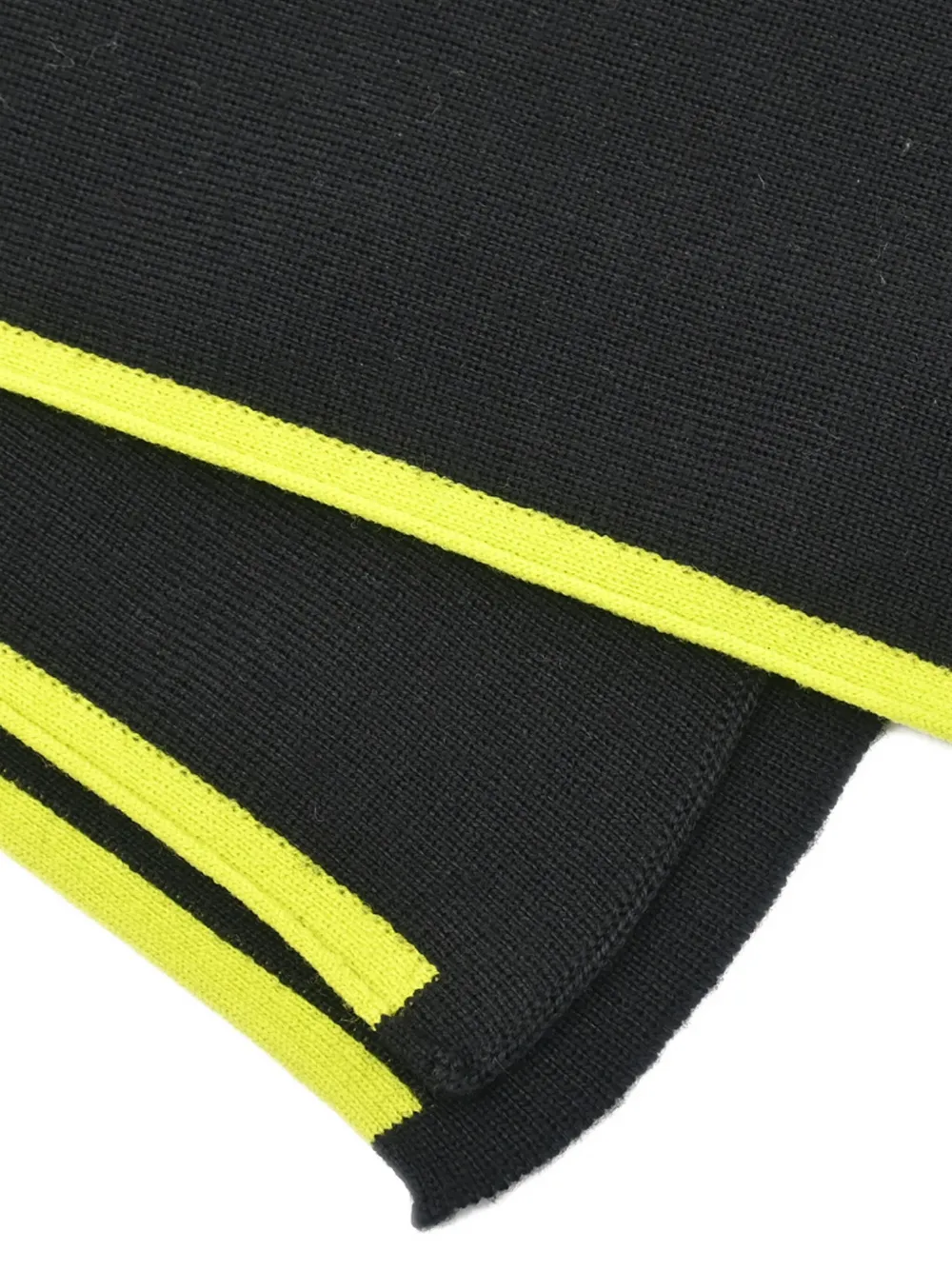 CHANEL Pre-Owned 1990-2000s Sport Line scarf | Image 2