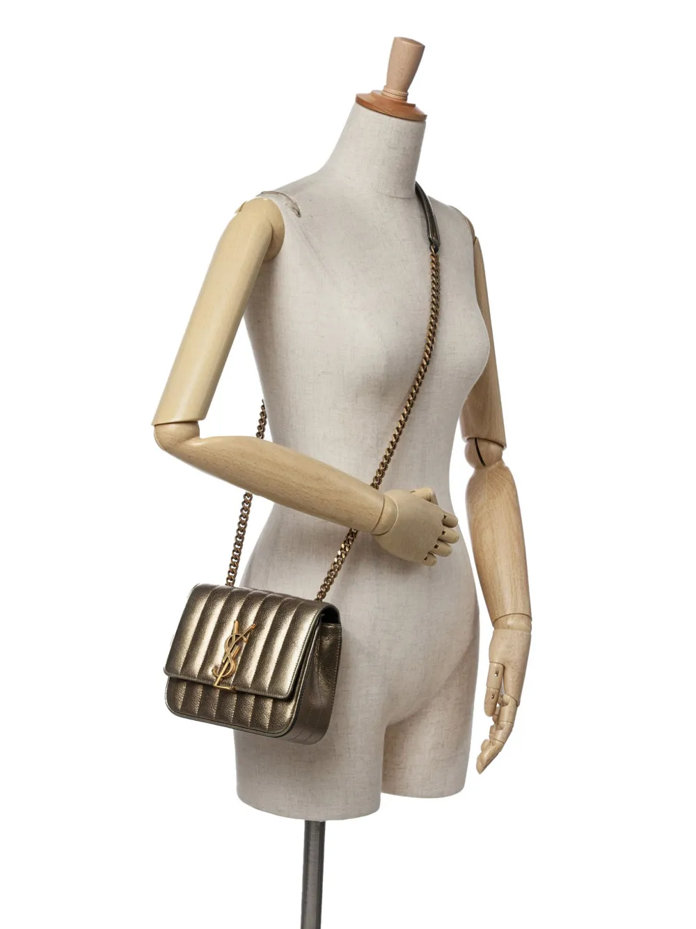 Saint Laurent Pre-Owned bolsa crossbody Vicky Chain pequeña de tejido grain de poudre metalizado con monograma 2018 | Estilos de archivo | Image 2