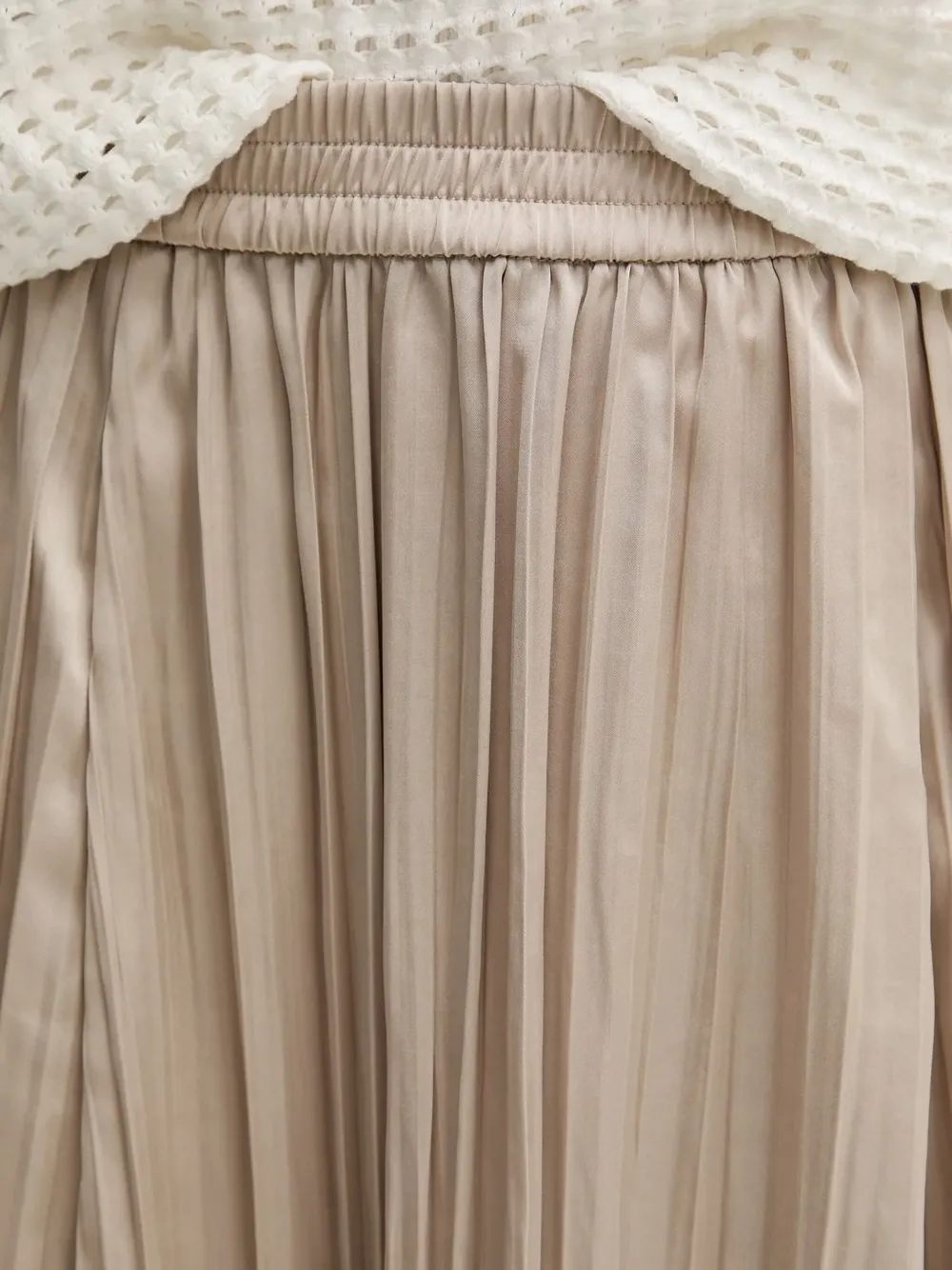 Michael Michael Kors Pleated Elastic-waist Midi Skirt In Neutral