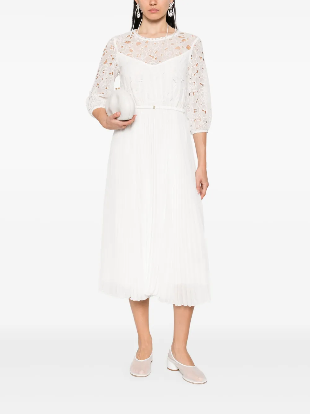 NISSA floral-embroidered pleated dress - Wit