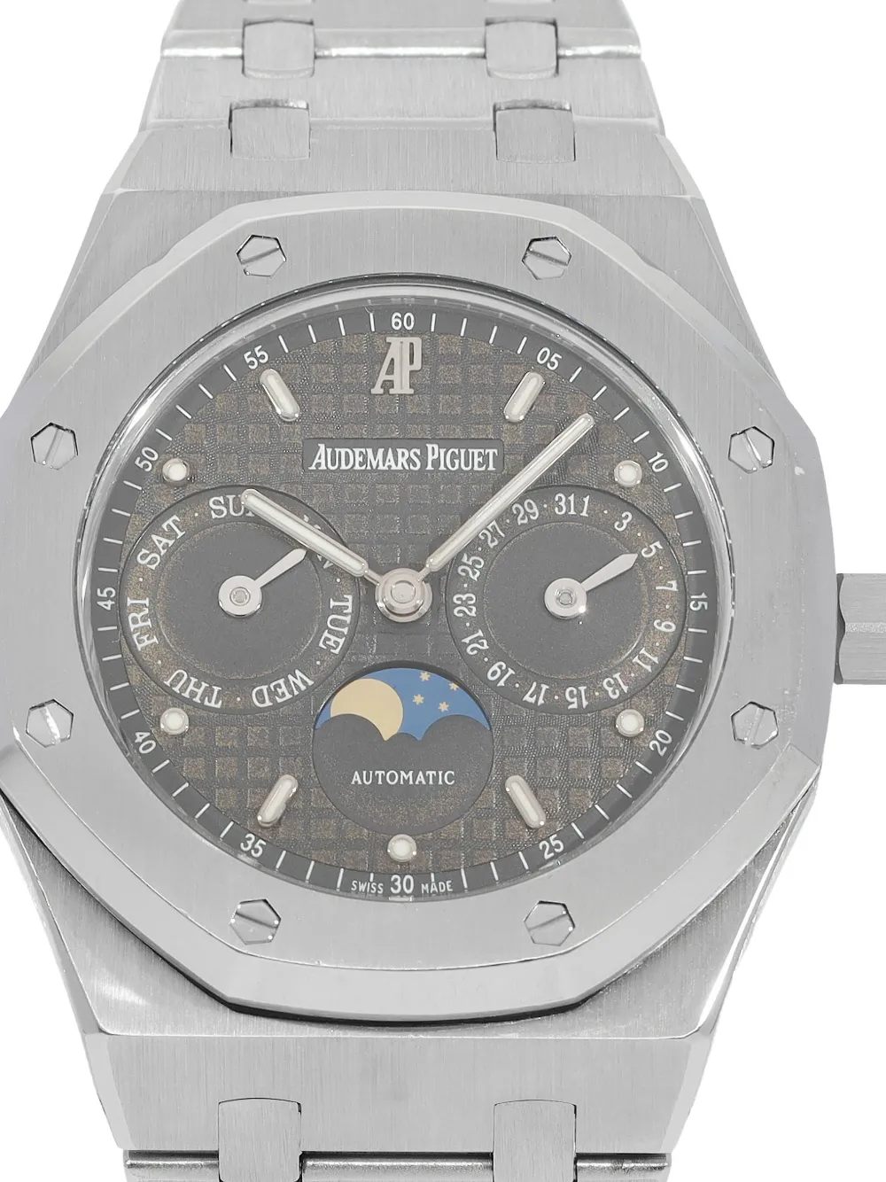 Audemars Piguet pre owned 2002 Royal Oak 36mm | Pre-Owned Dress Watches | Image 2
