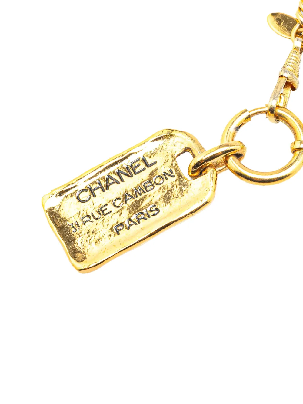 CHANEL Pre-Owned 1970-1980 Gold Plated 31 Rue Cambon Dog Tag Pendant Necklace costume necklace | Image 2