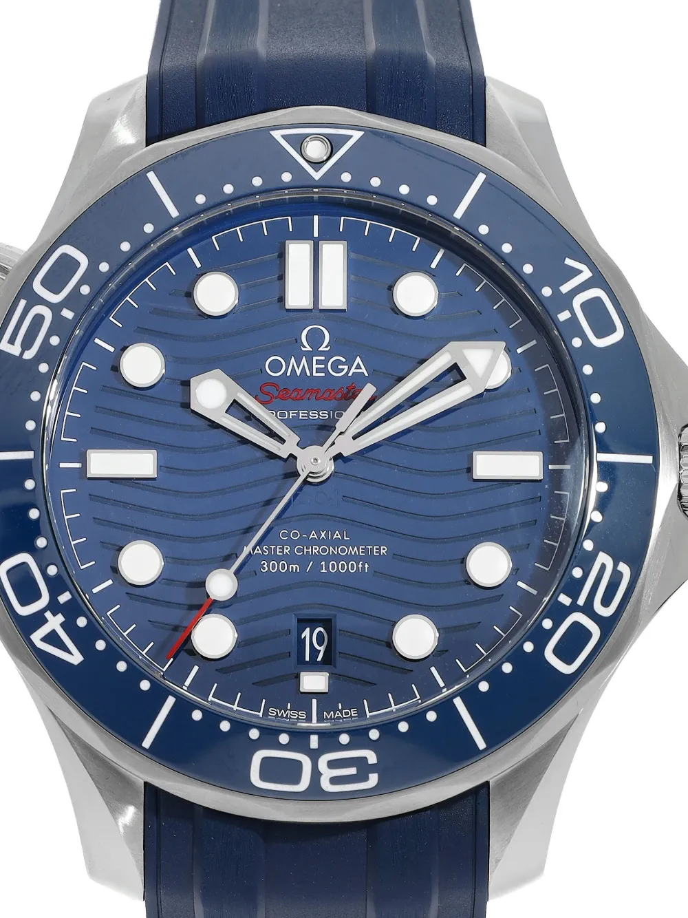 OMEGA Seamaster 42mm | Pre-Owned Diving Watches | Image 2