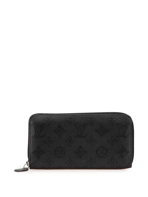 Louis Vuitton Pre-Owned 2021-2025 Monogram Mahina Zippy Wallet long wallets