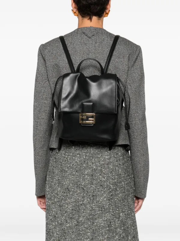 FENDI バックパック FENDI レザー バックパック | ブラック | FARFETCH JP