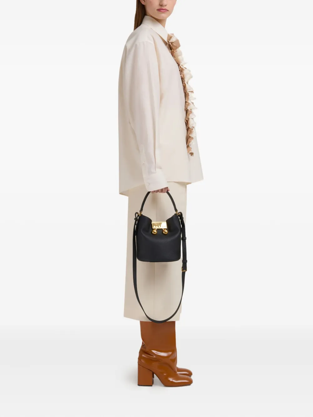 Marni Trunkaroo pebbled-leather bucket bag | Image 2