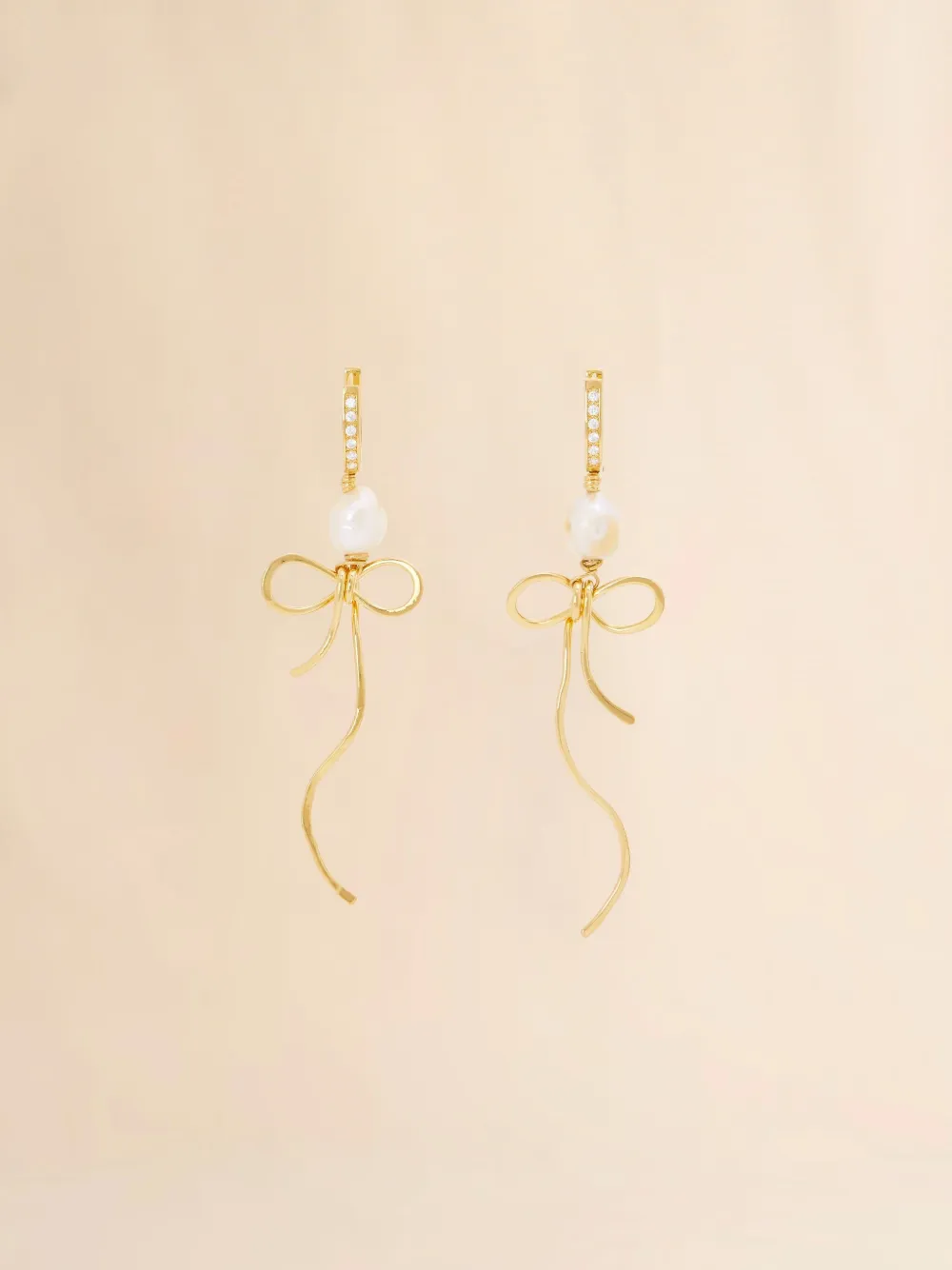 Marni Pearl Bow Drop Earrings In Gold