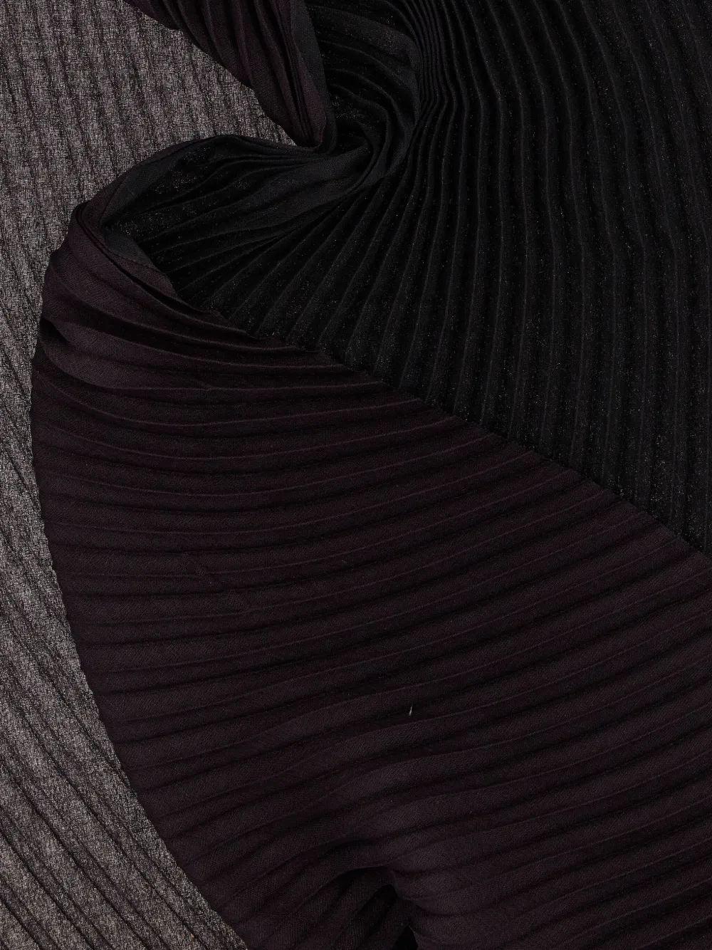 Issey Miyake Geplooide sjaal - Zwart