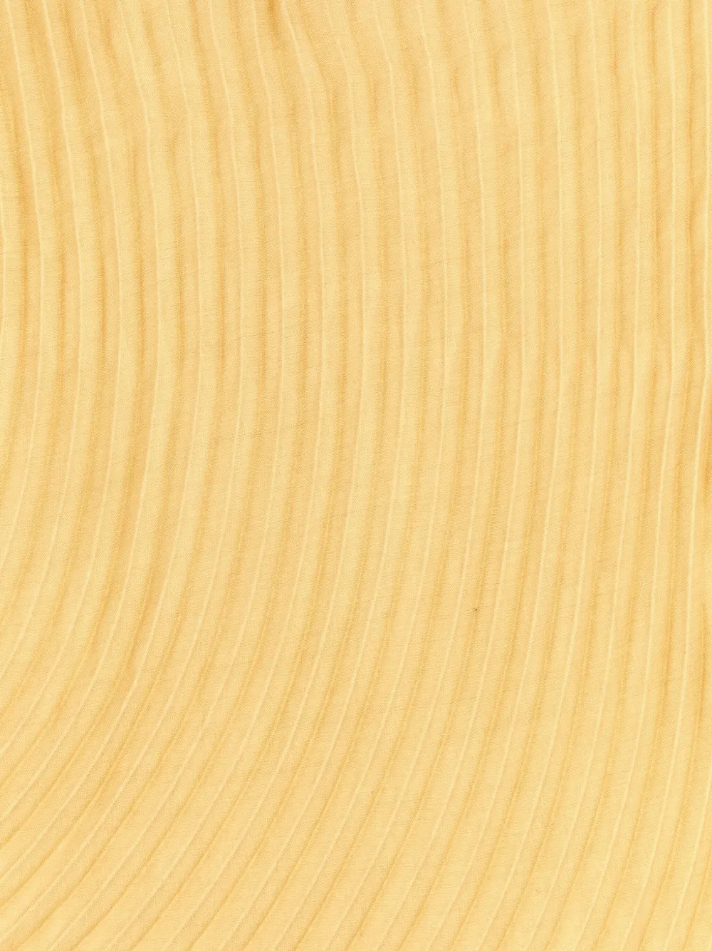 Issey Miyake pleated scarf Geel