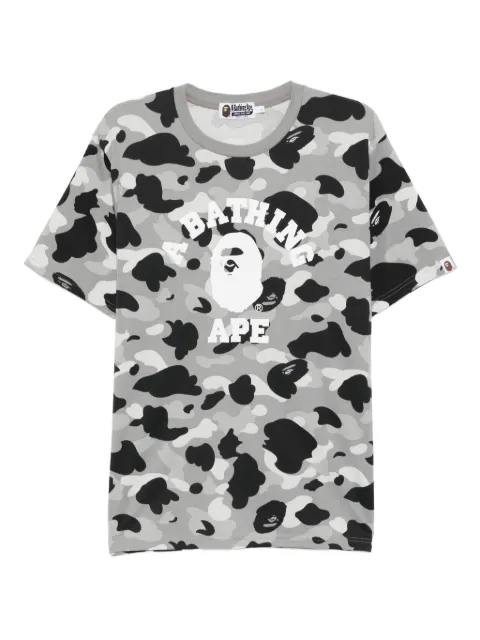 A BATHING APE® تيشيرت 'فيرست كامو كوليدج'
