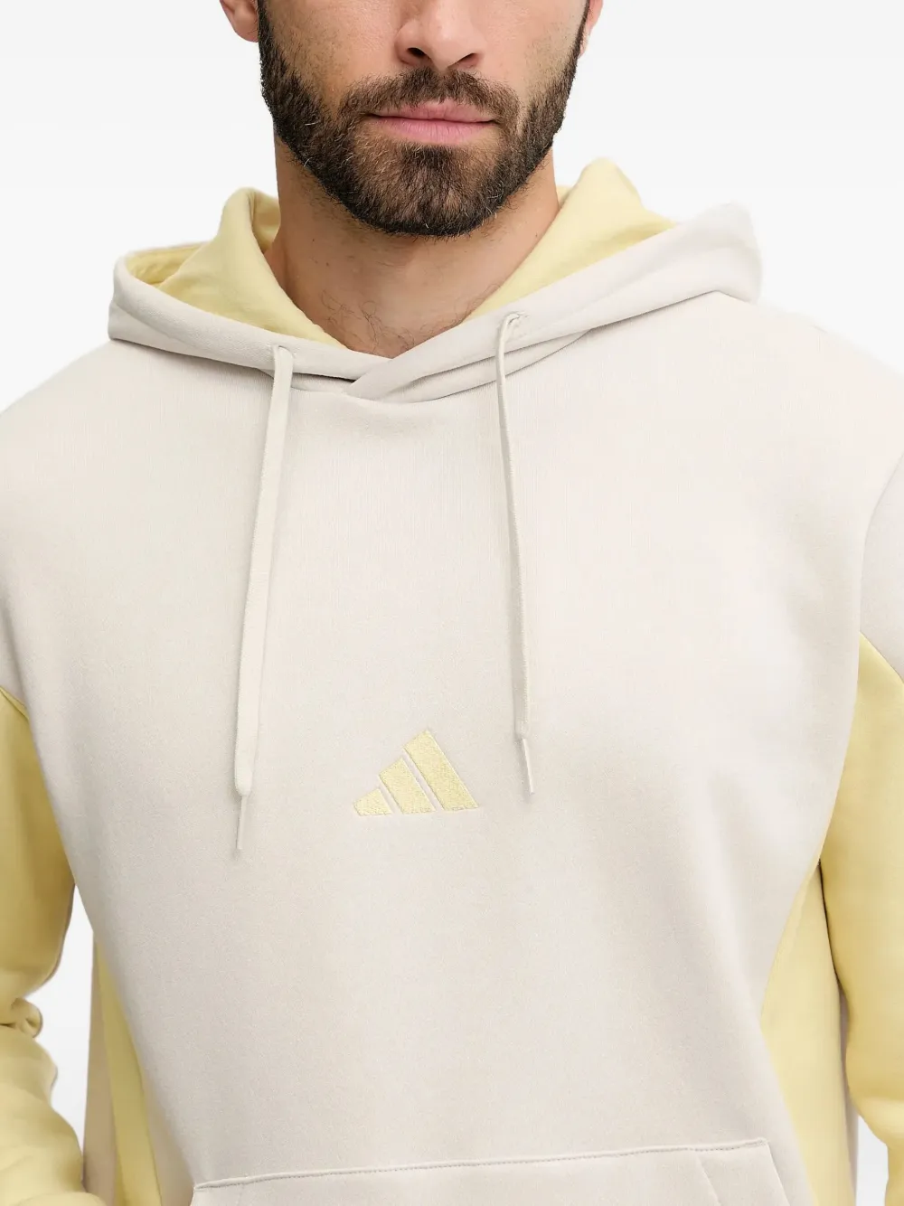 adidas Hoodie met geborduurd logo Beige