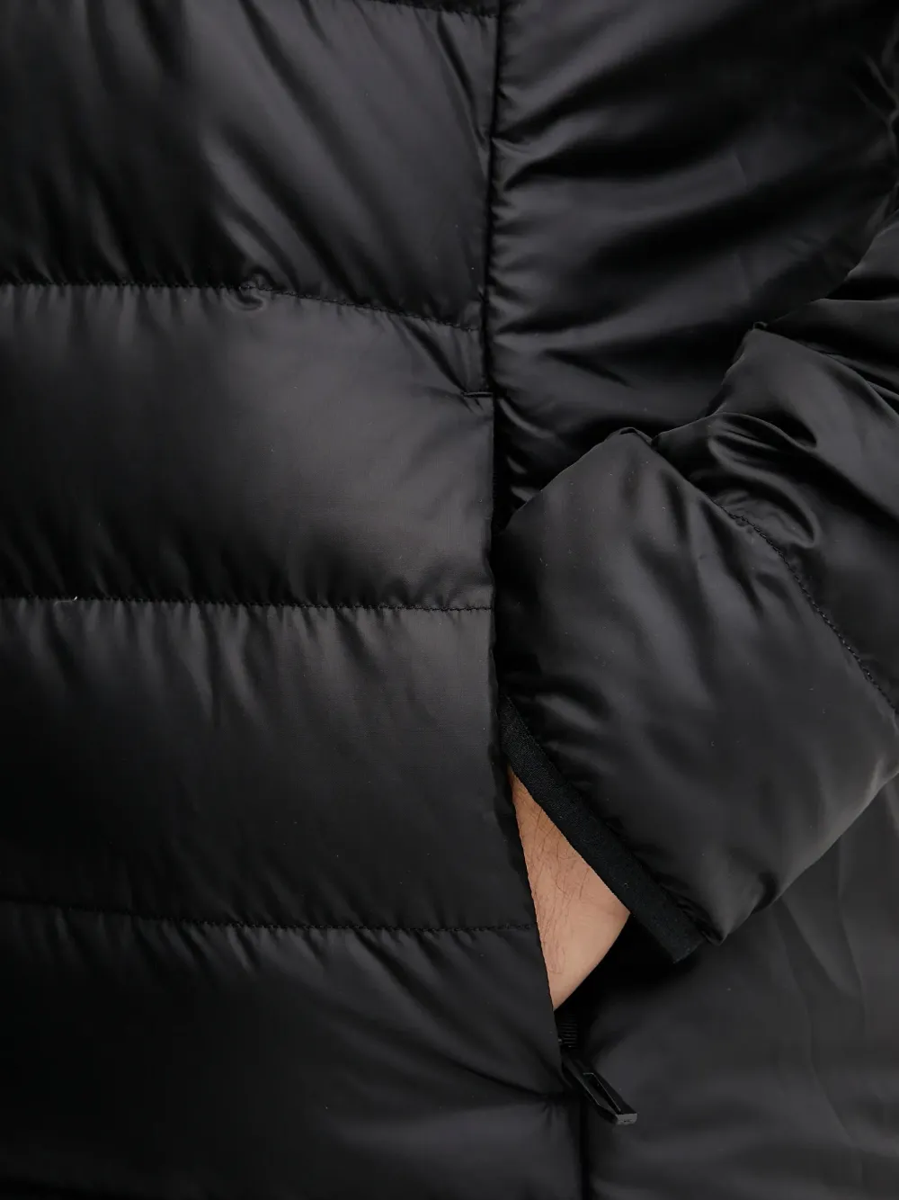 adidas Terrex jack met capuchon Zwart