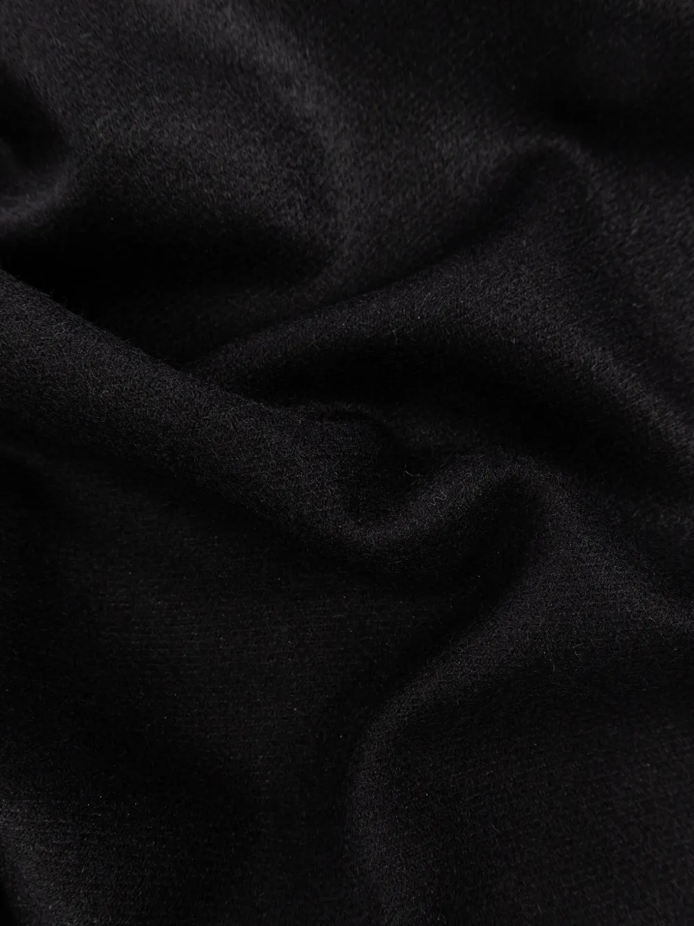 Giorgio Armani fringed scarf | Image 2