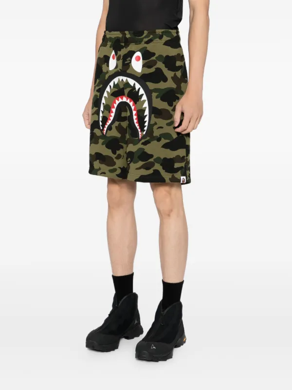 A BATHING APE® 1st Camo Shark Track Shorts | Green | FARFETCH