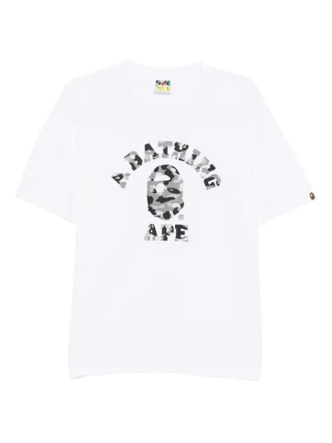 A BATHING APE® تيشيرت 'فيرست كامو كوليدج'