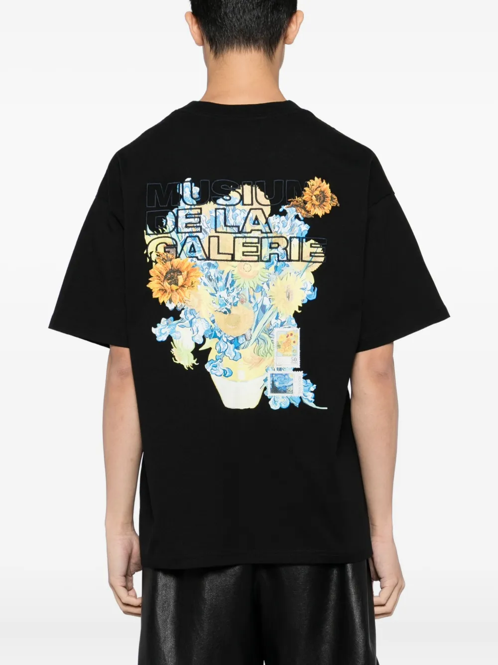 Musium Div. T-shirt met geborduurd logo Zwart