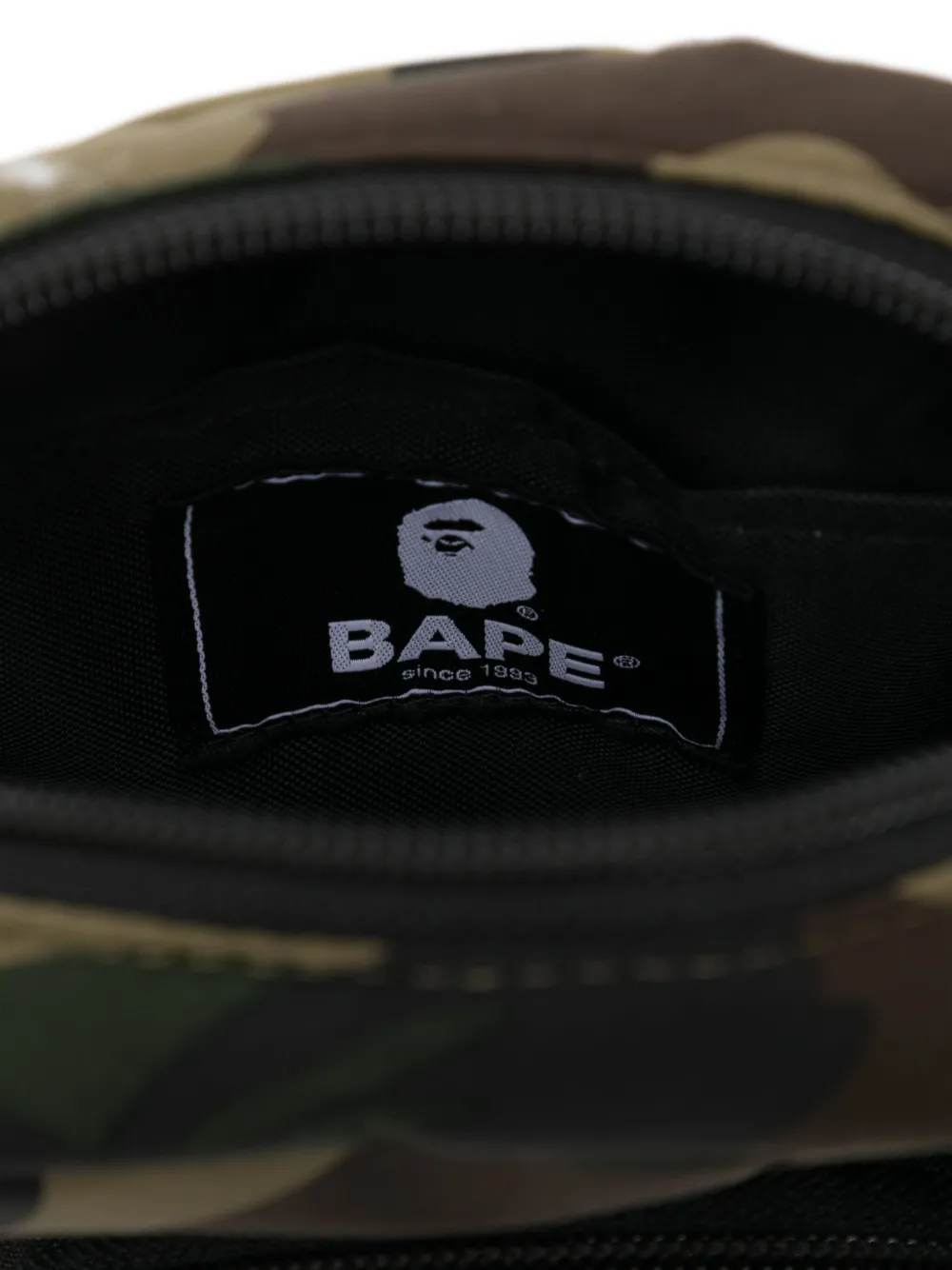 A BATHING APE 1st Camo Shark messengertas Groen