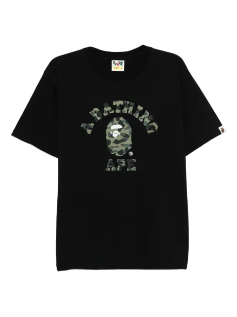 A BATHING APE® تيشيرت 'فيرست كامو كوليدج'
