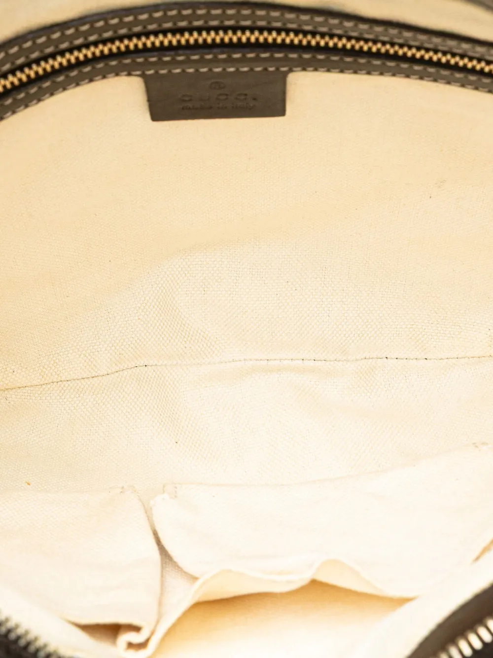 Pre-owned Gucci 2000-2015 Gg Canvas Lovely Crossbody Bag
