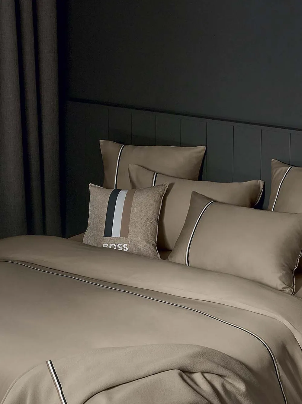 Hugo Boss Stripe-detail Bedding Set In Brown
