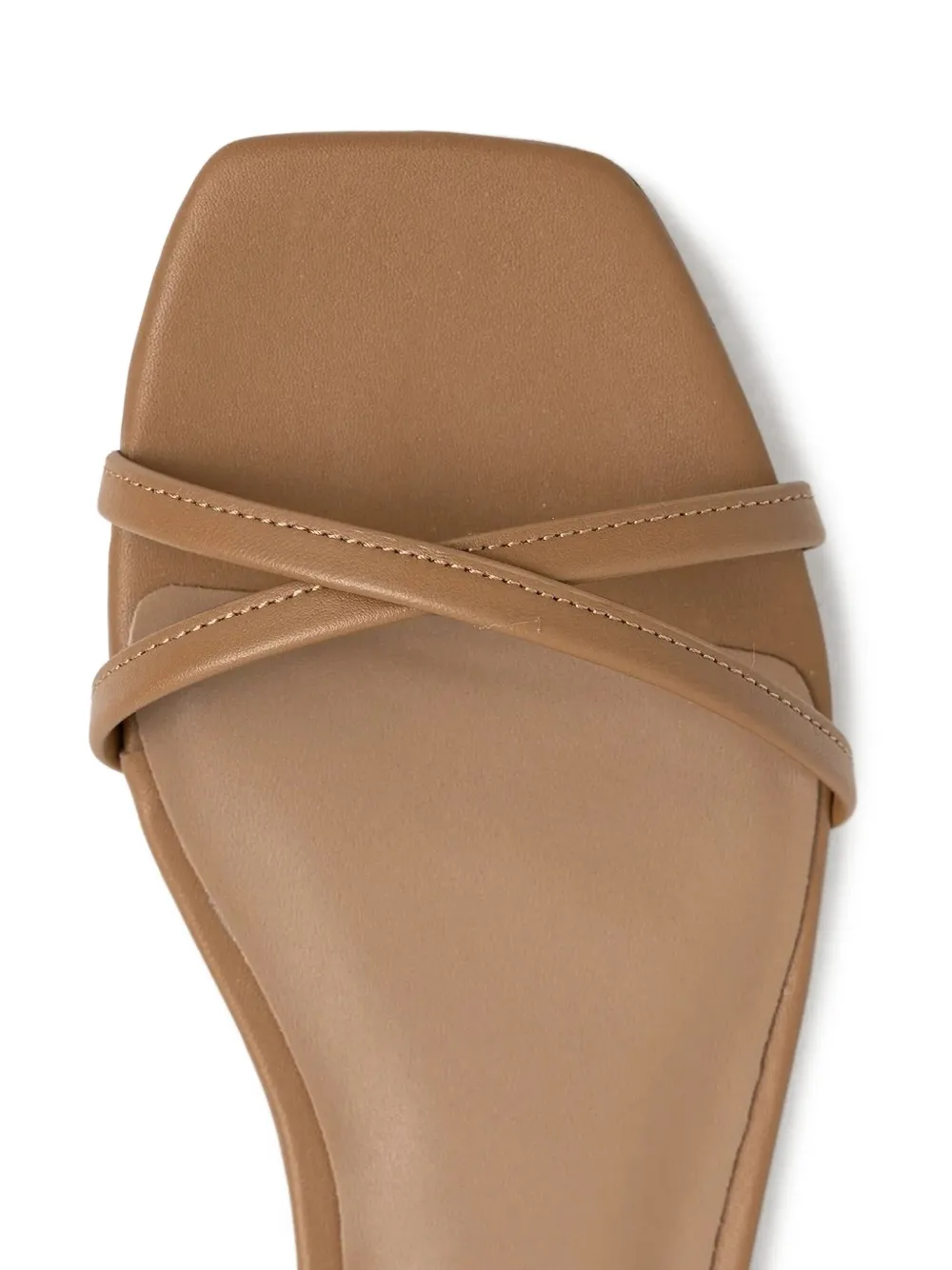 BOSS Sandalen met gekruiste bandjes Bruin