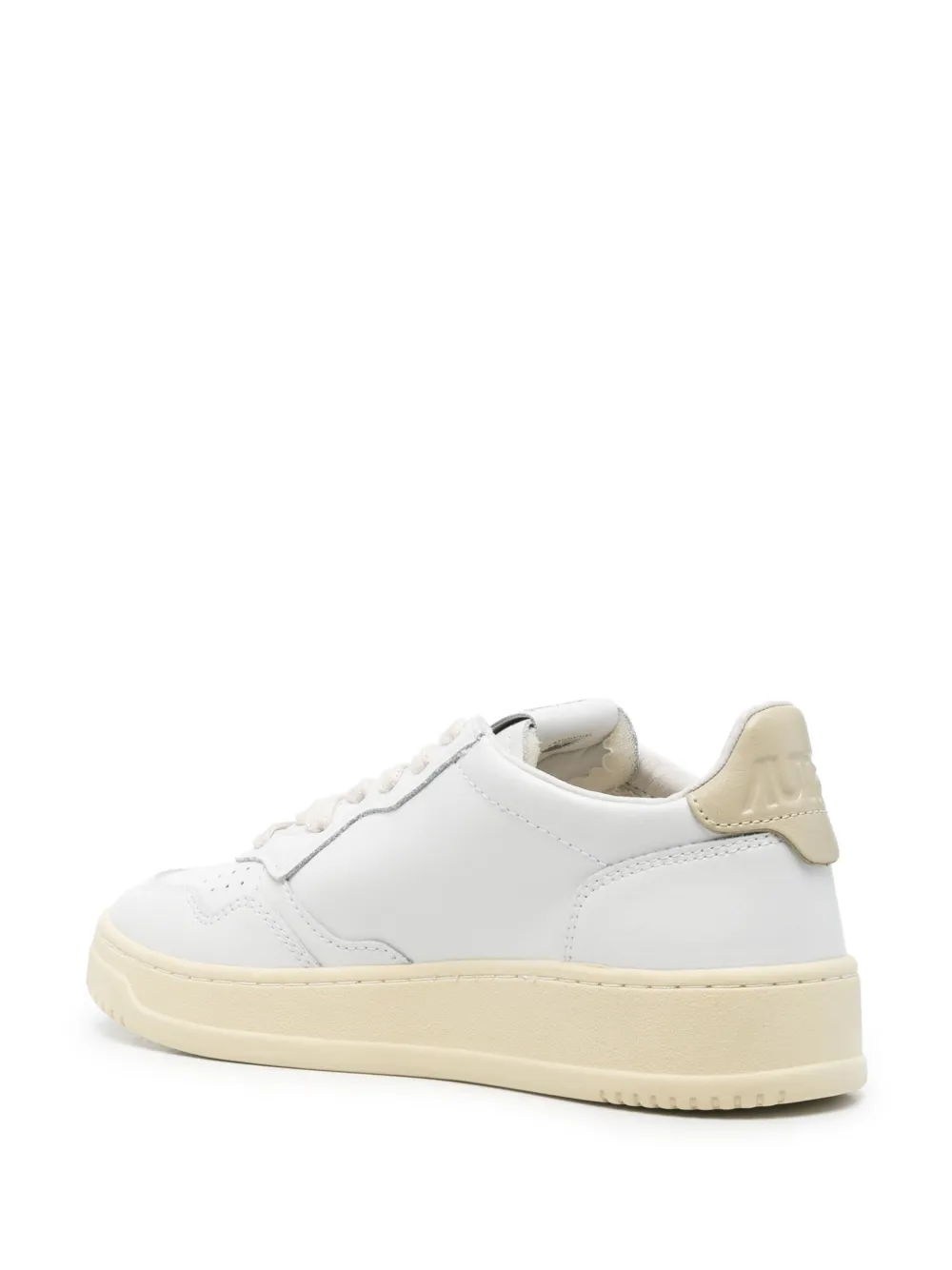 Autry Medalist low sneakers White