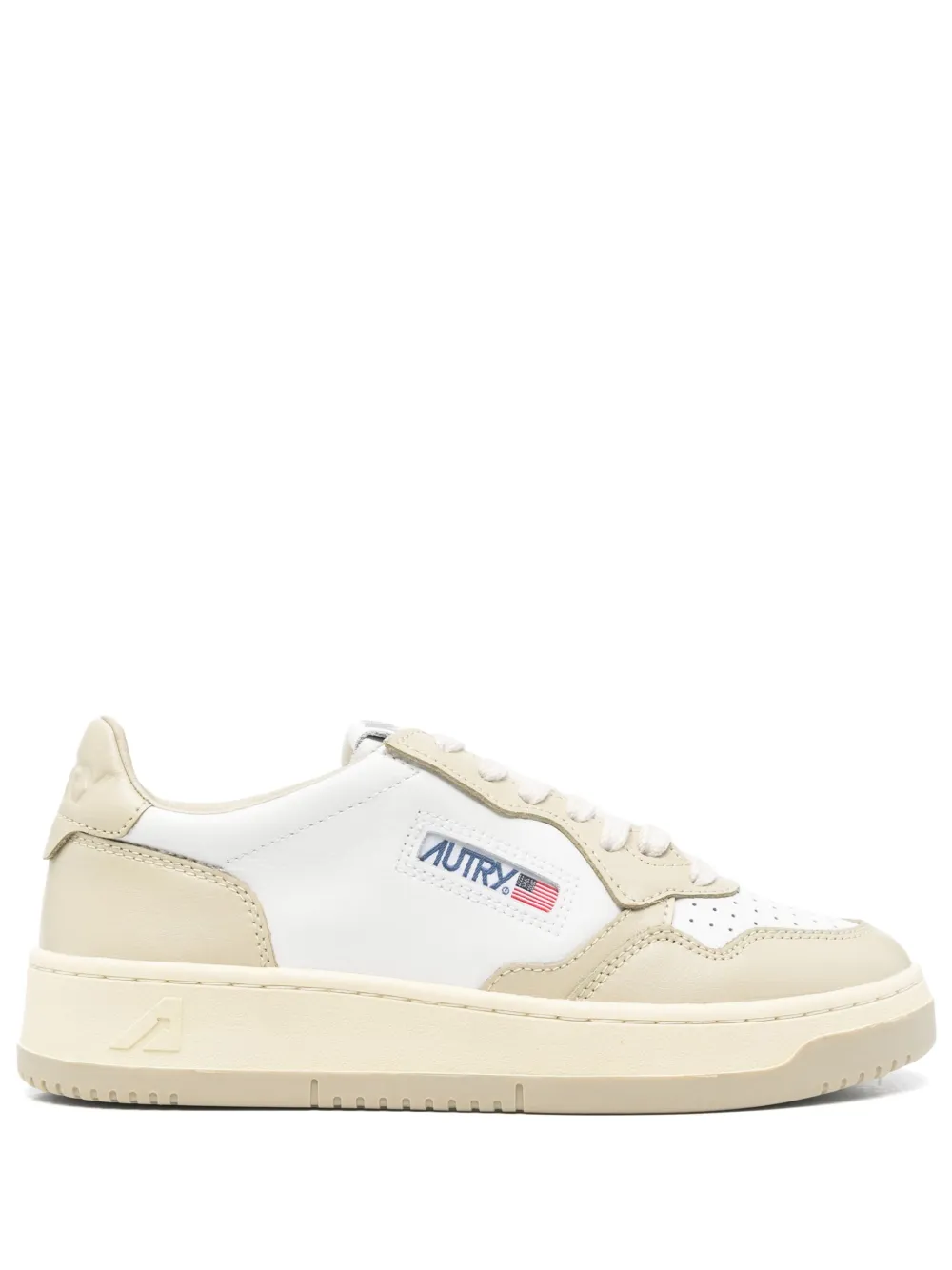 Autry Medalist low sneakers White