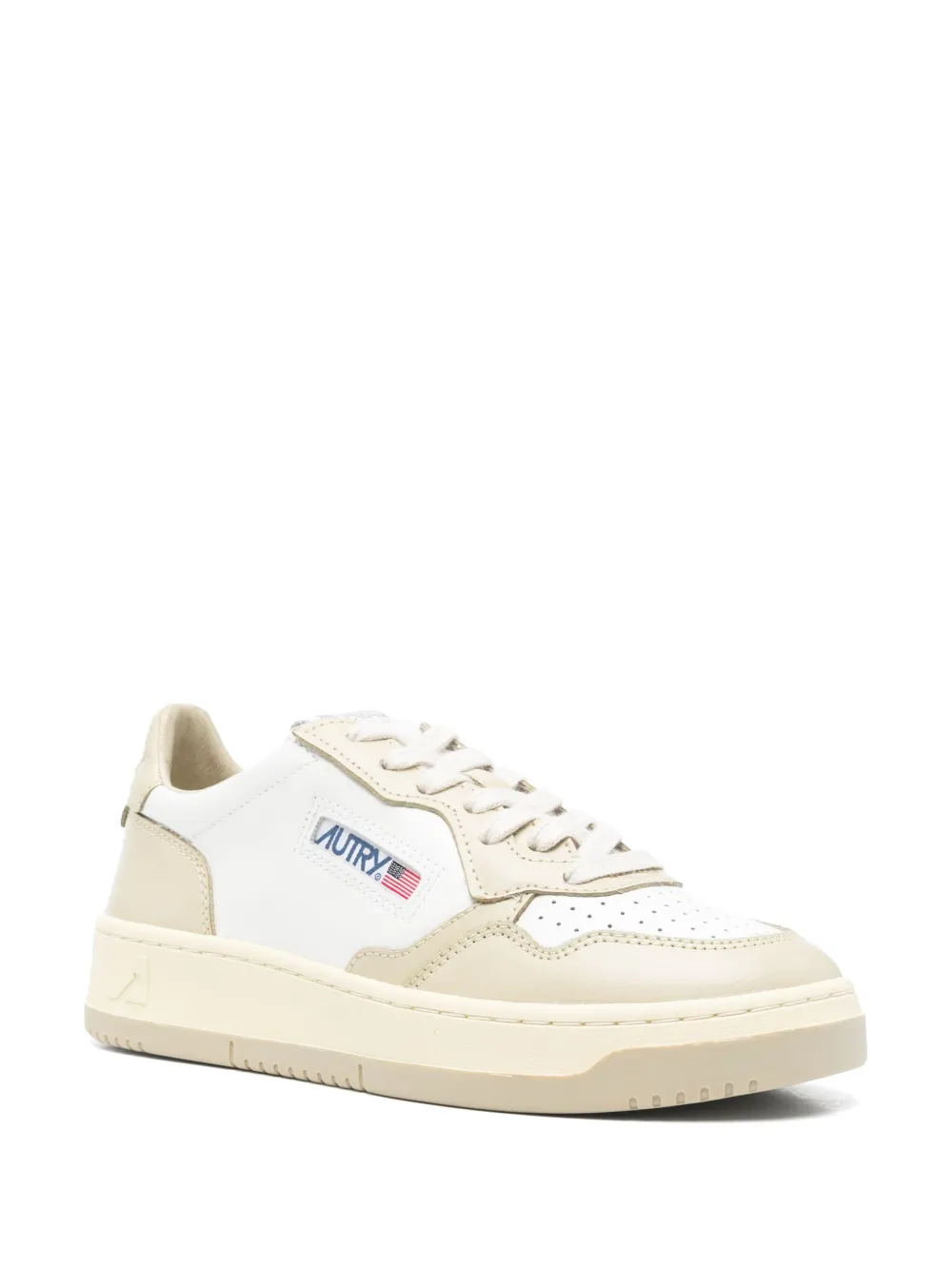Autry Medalist low sneakers White